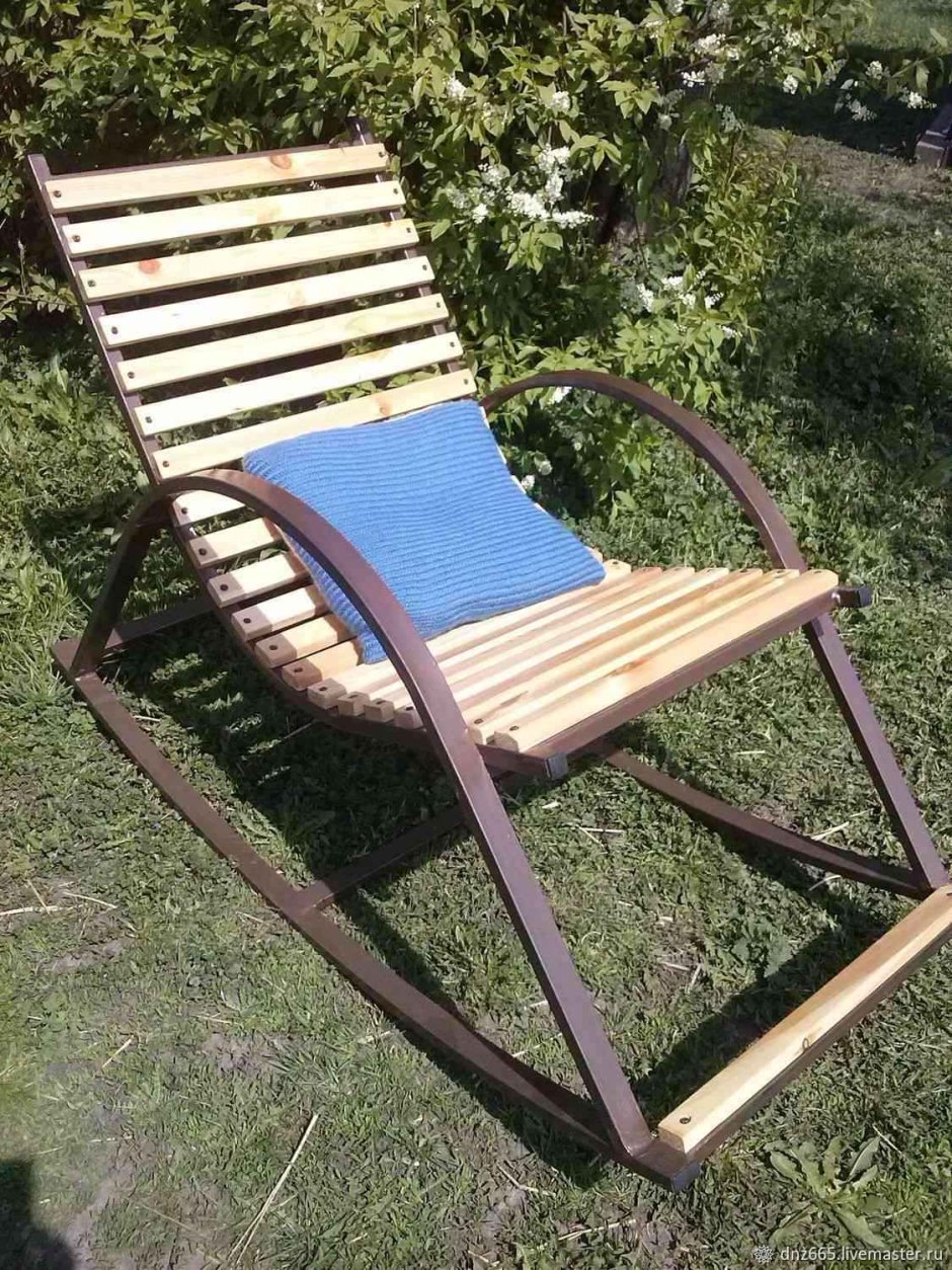 Кресло качалка из профильной трубы