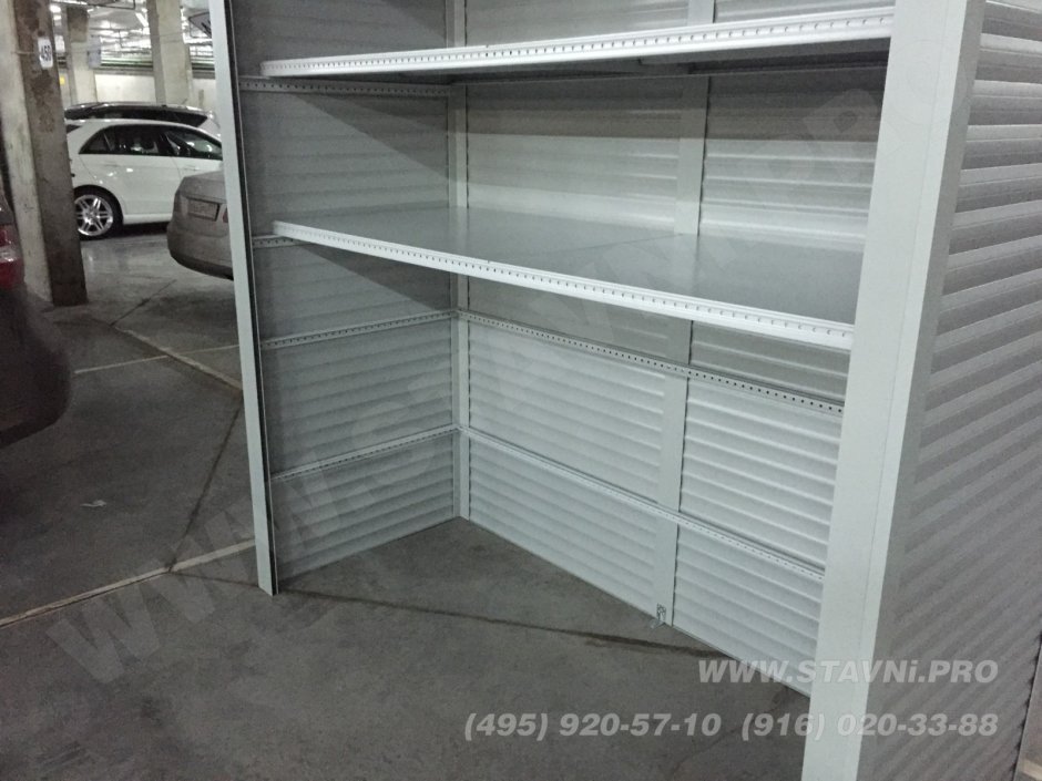 Стеллаж с рольставнями в гараж