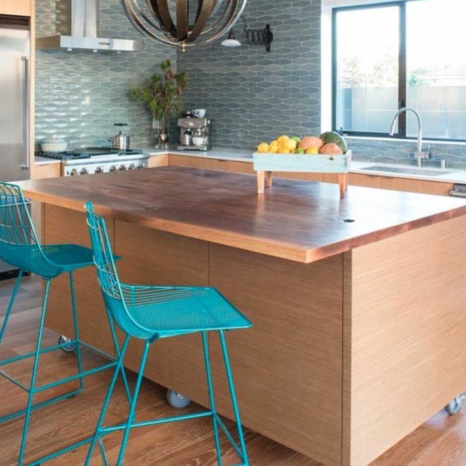 Кухонный остров с раздвижной столешницей