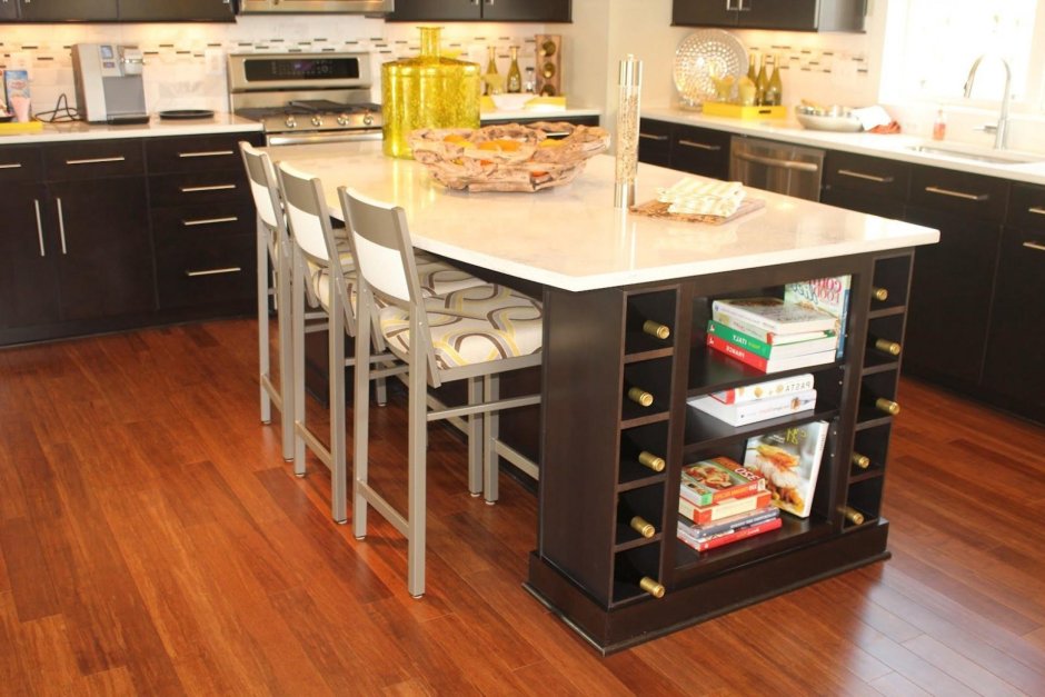 Стол-шкаф кухонный