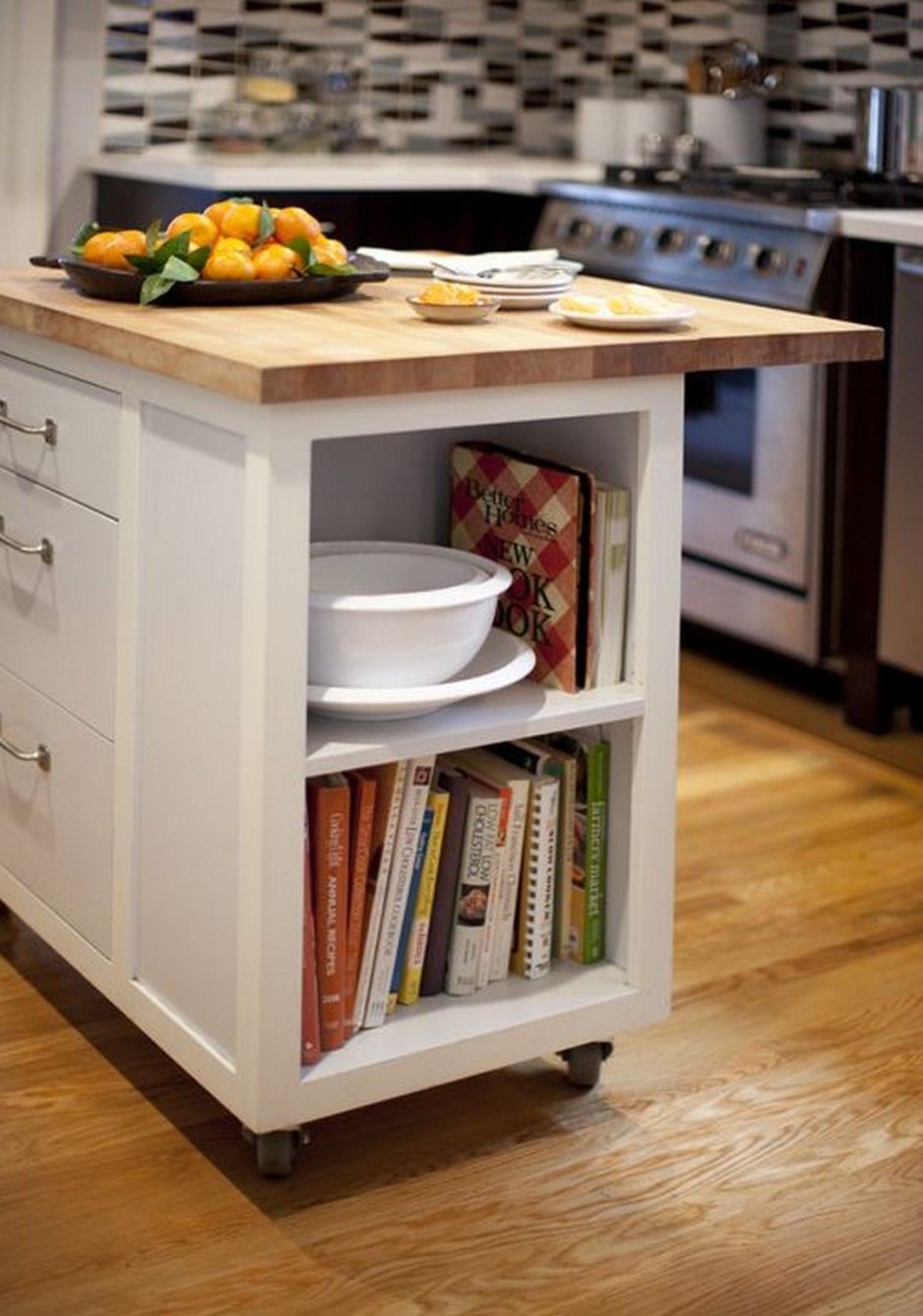 Выдвижная столешница на кухне