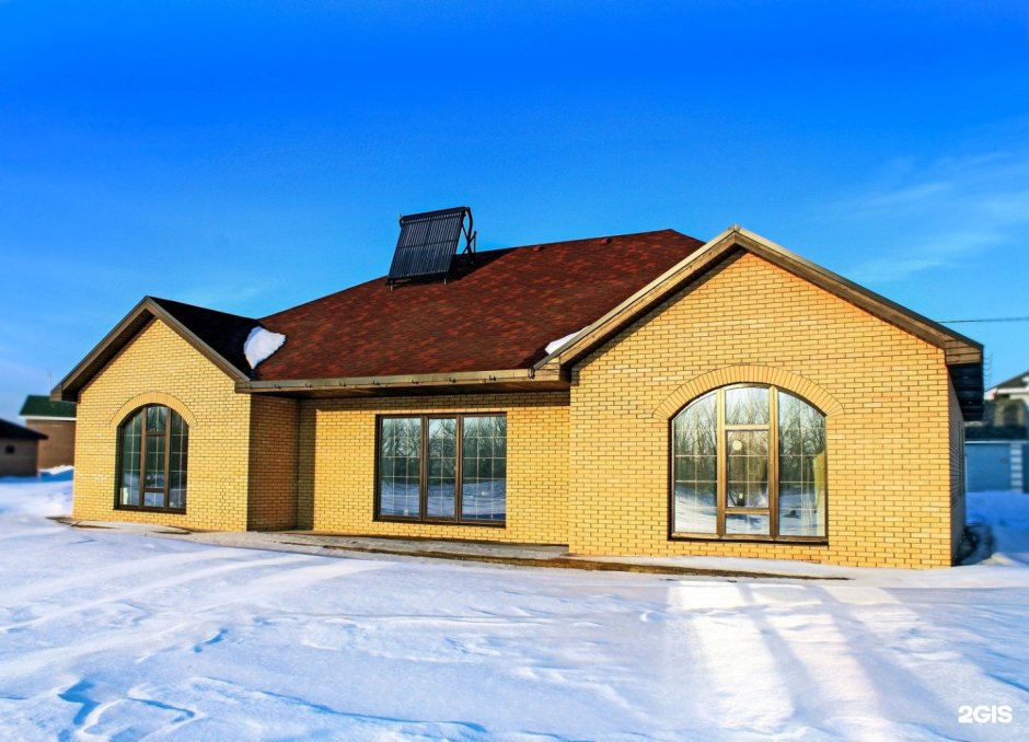 Одноэтажный кирпичный дом