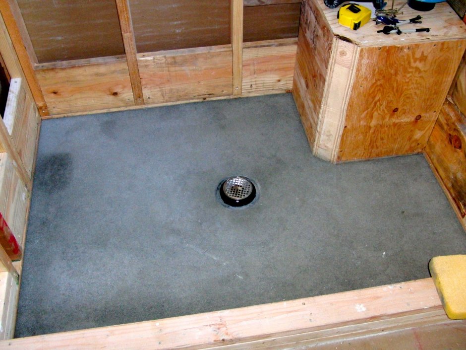 Душевой поддон на даче