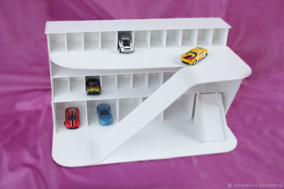 Парковка для хот Вилс из фанеры