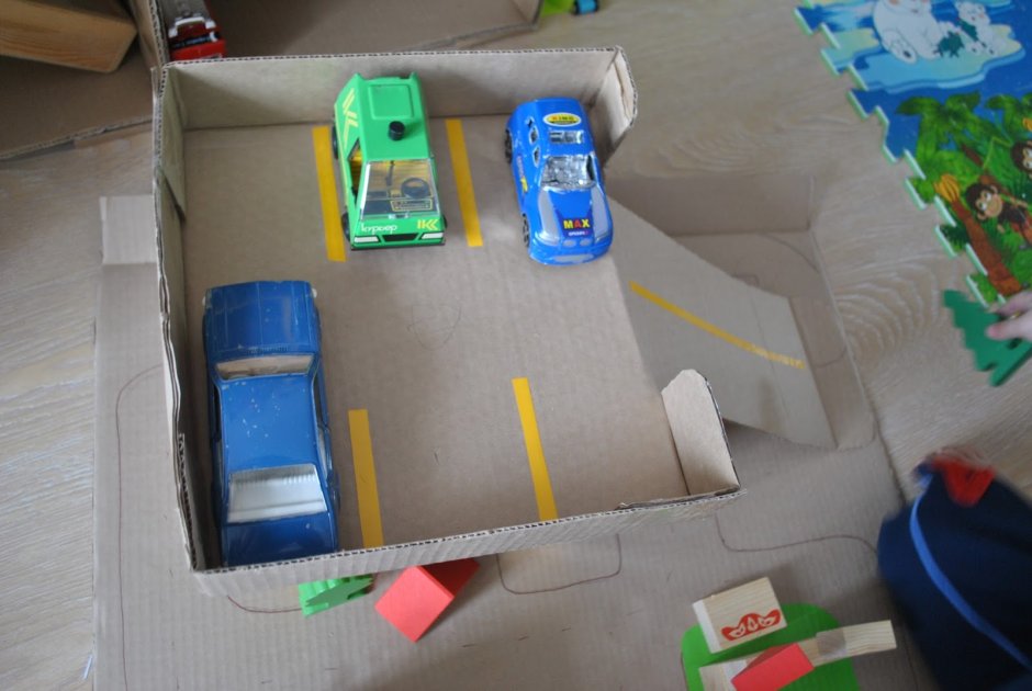 Паркинг для машинок