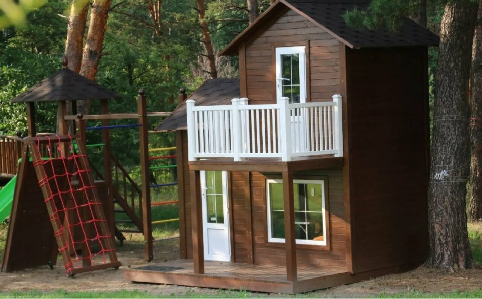 Двухэтажный детский домик