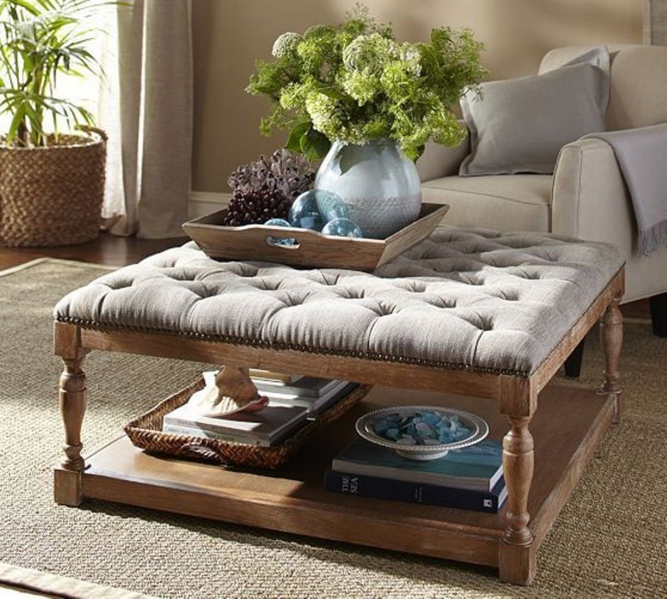 Мягкий журнальный столик