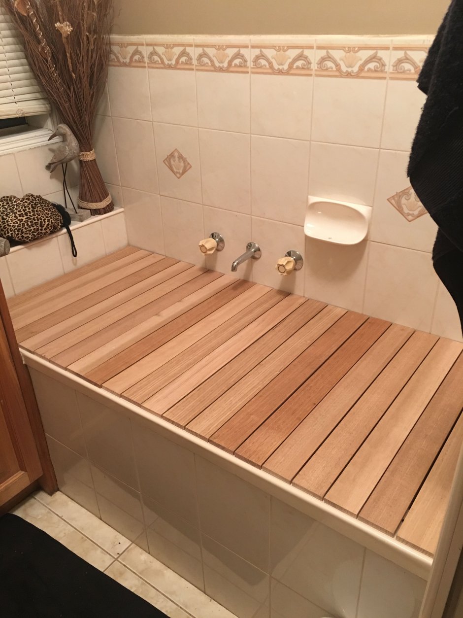 Скамейка в ванную