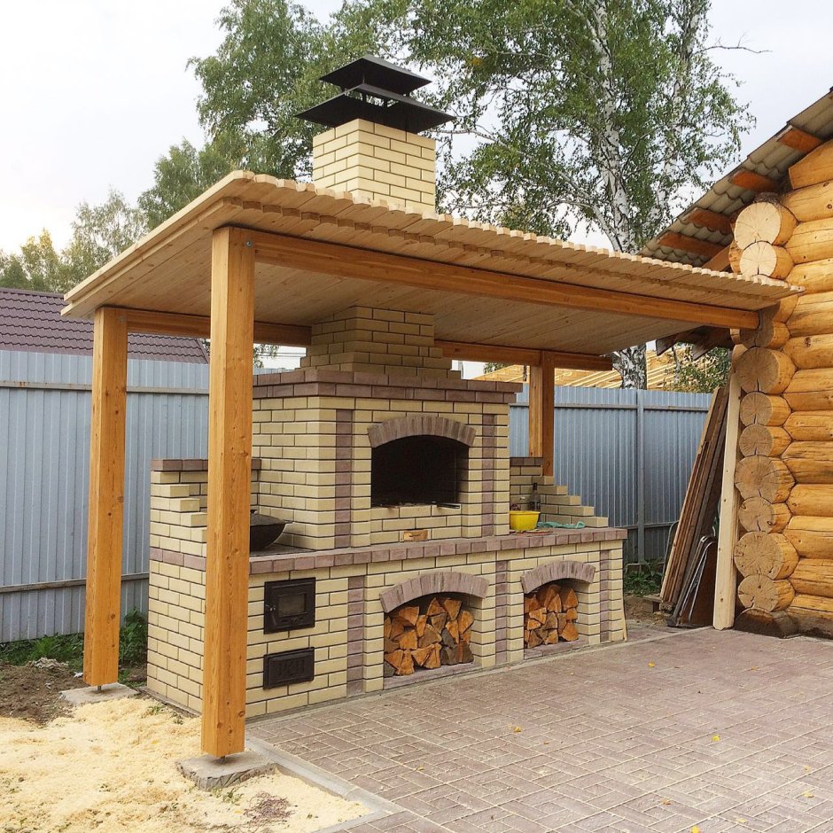 Зона патио с мангалом