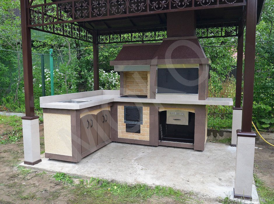 Угловая летняя кухня