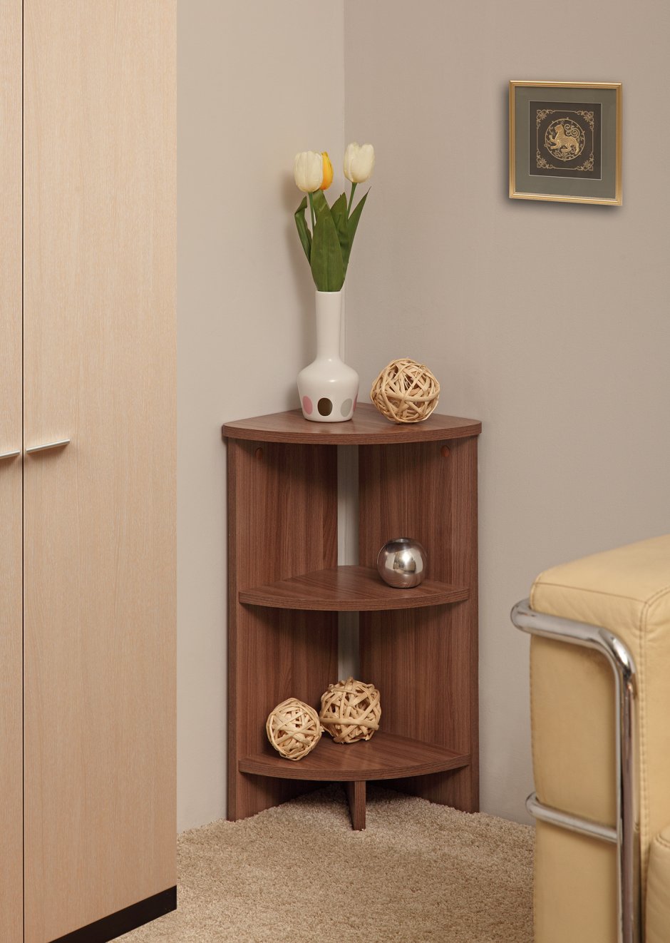 Угловые полки в прихожую