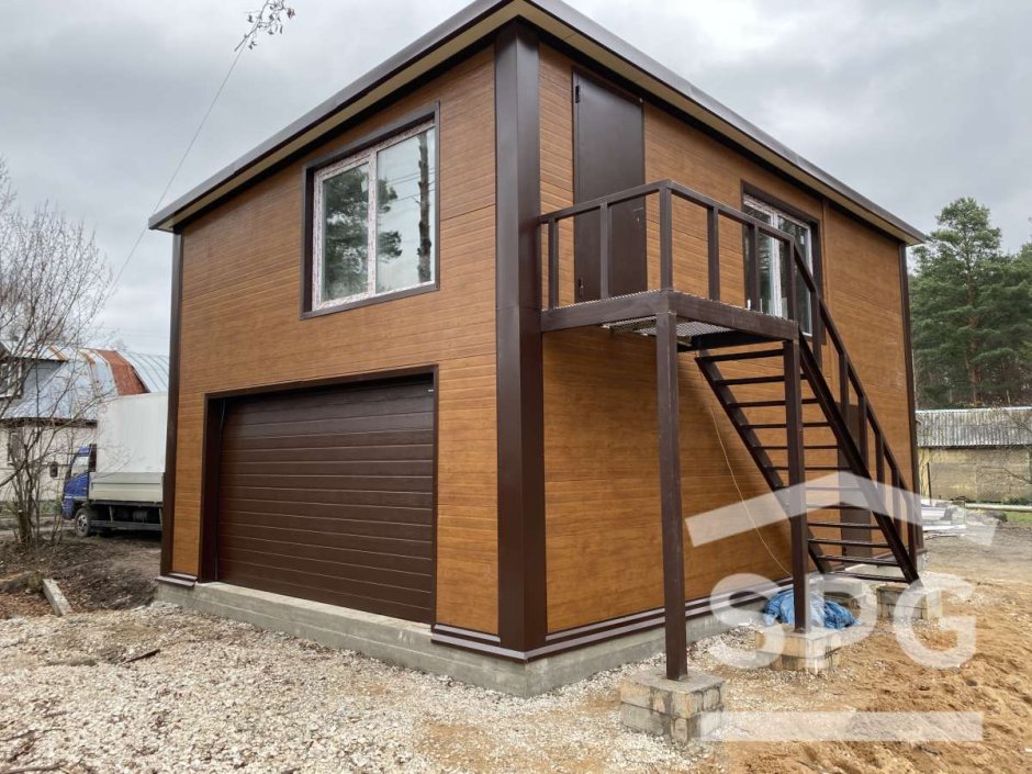 Двухэтажный гараж