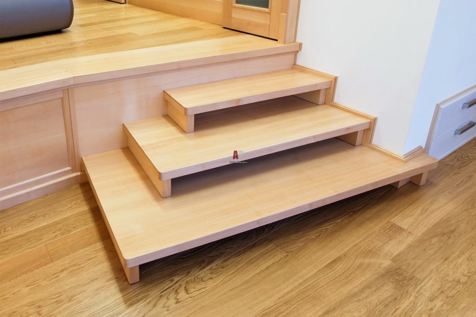 Ступени для крыльца из дерева