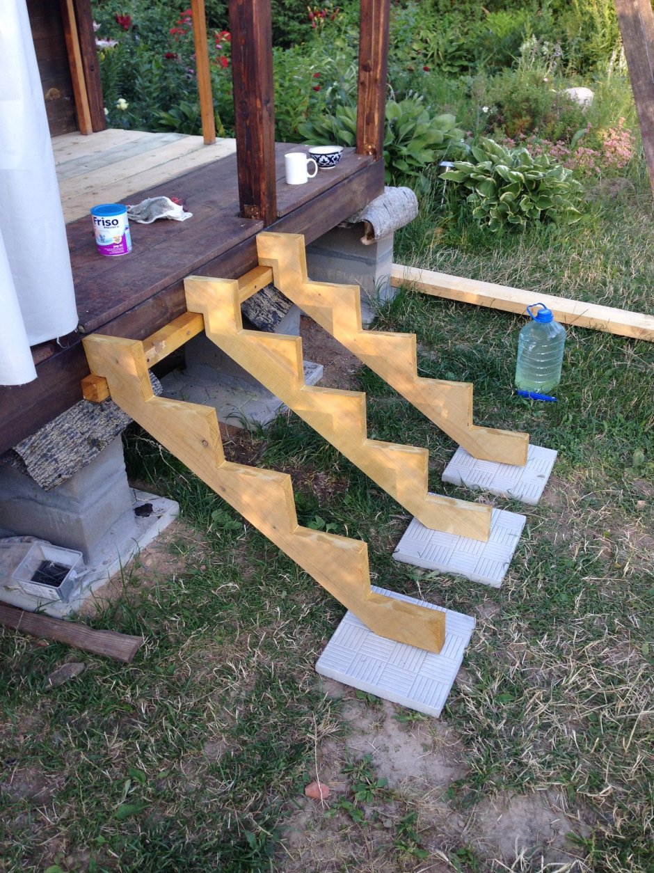 Простая деревянная лестница