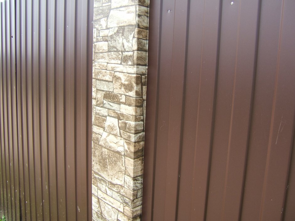 Пластиковые столбы для забора