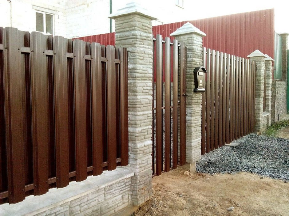 Самая красивая колпак на забор