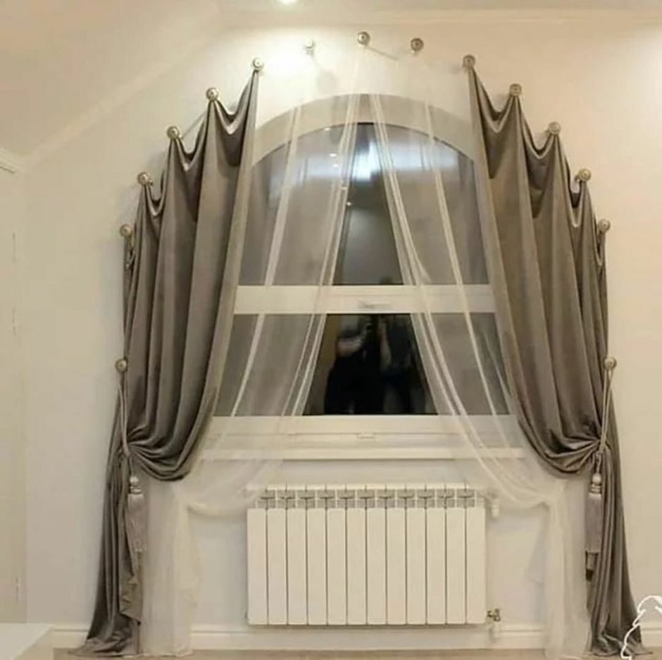 Шторы на лестничный пролет