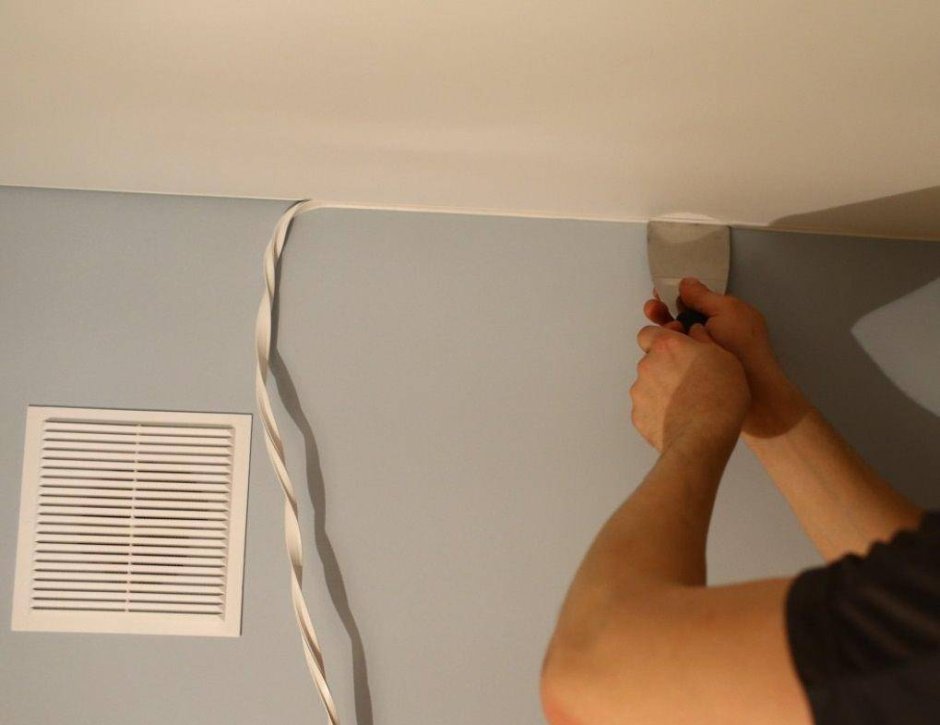 Вставка для натяжного потолка