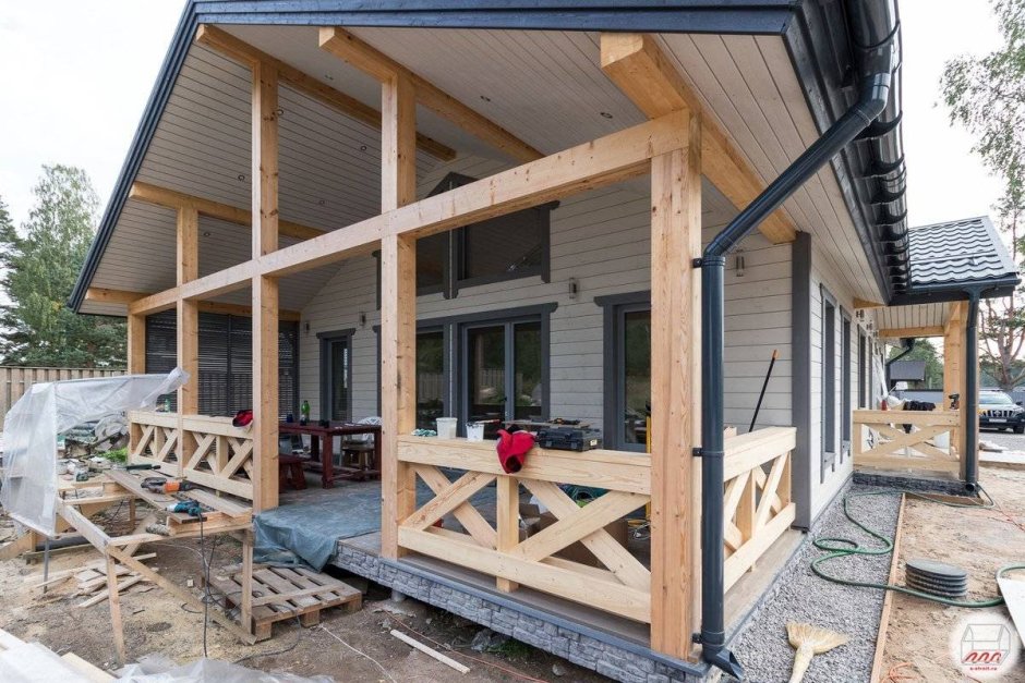 Деревянная терраса к дому