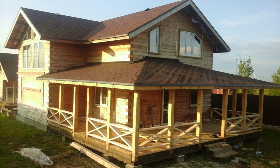 Щитовой дом с террасой