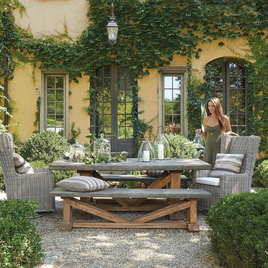 Уютный внутренний дворик