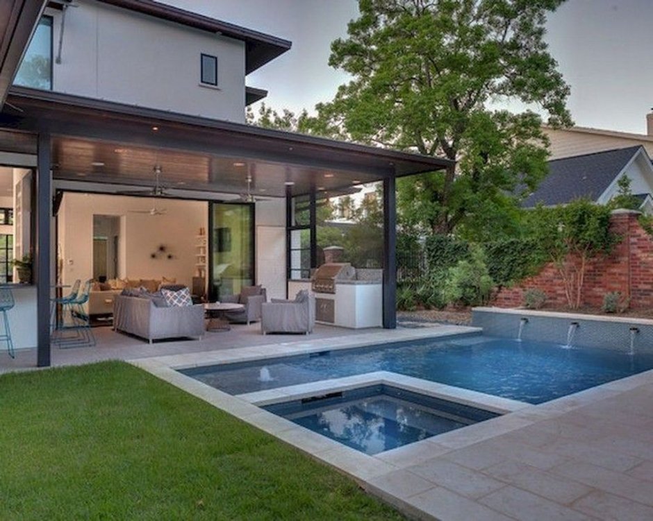 Современная терраса с бассейном