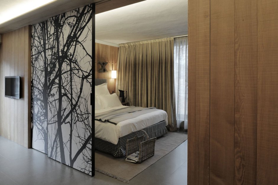 Спальня-гостиная с раздвижной перегородкой