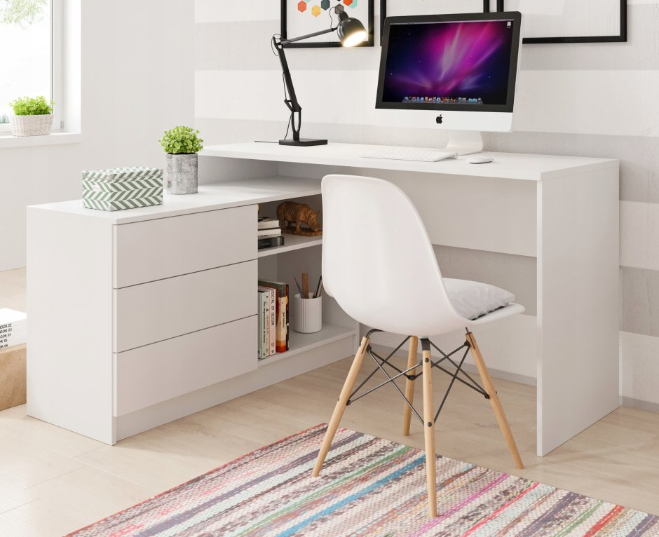 Письменный стол в скандинавском стиле