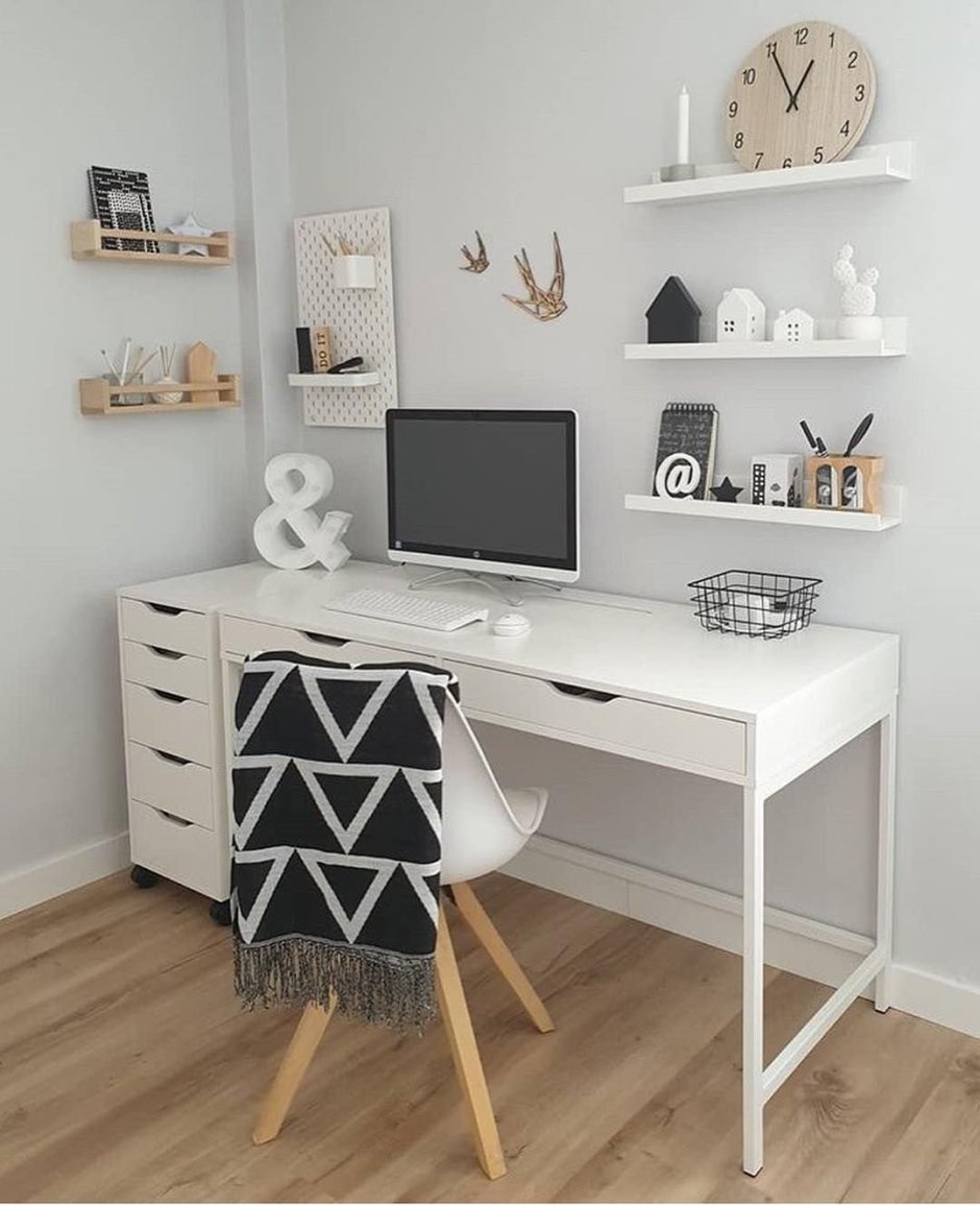 Современные компьютерные столы