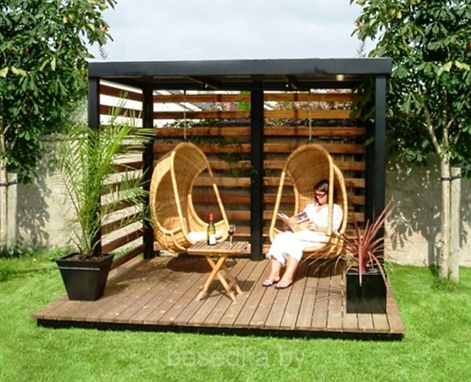Зона отдыха садовые качели пергола