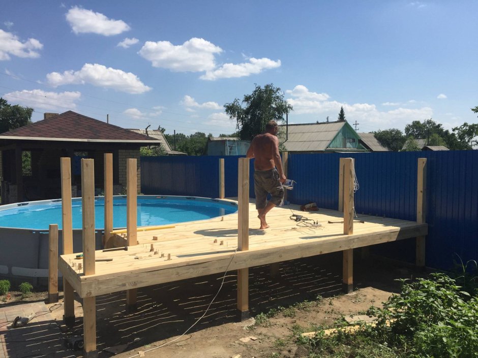 Подиум для бассейна на даче