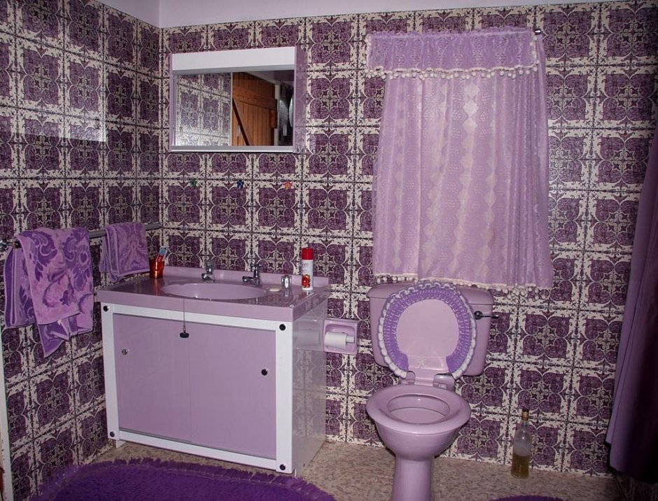 Ванная комната в сиреневых тонах