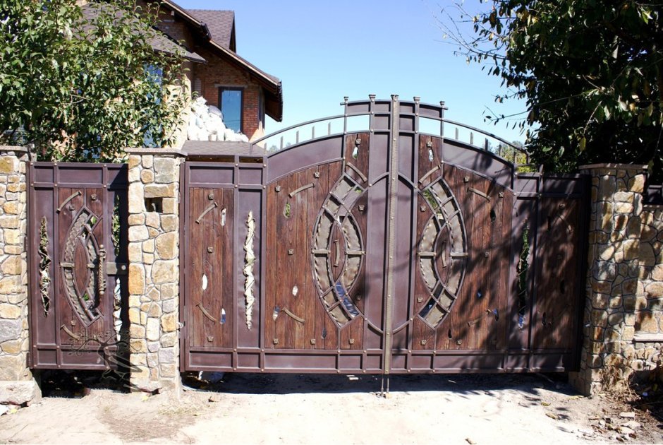 Кованые ворота