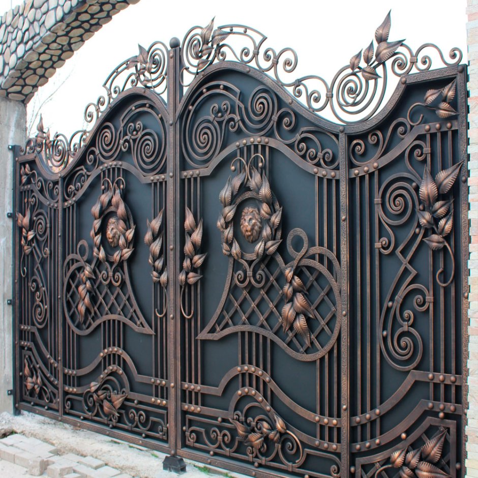 Калитка художественная ковка дерево