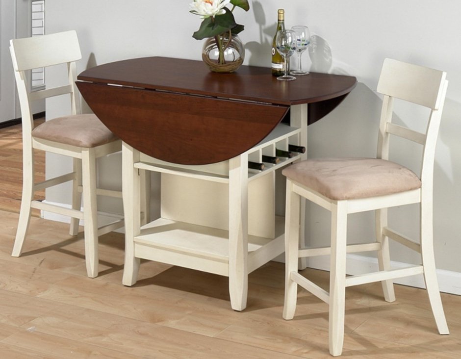 Маленький кухонный стол