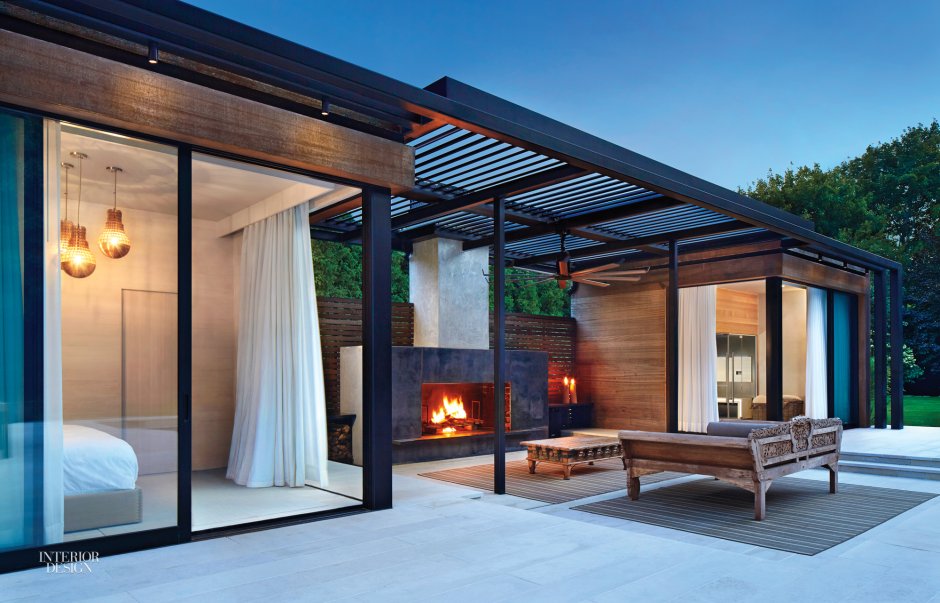 Зона барбекю с перголой