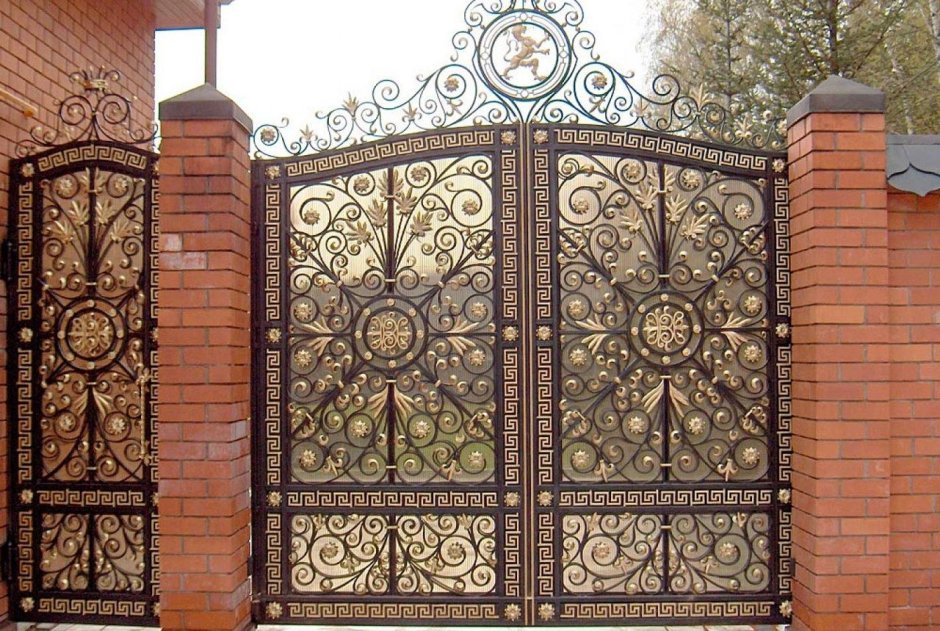 Кованые ворота в Восточном стиле