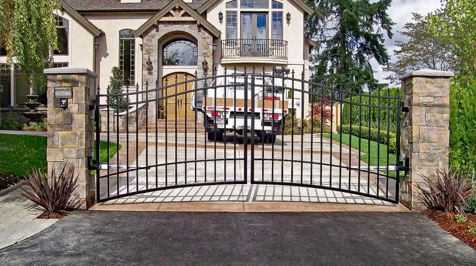 Ворота в английском стиле