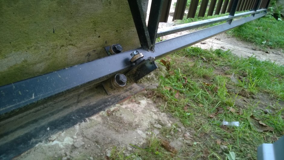 Откатные ворота ворота Яксель