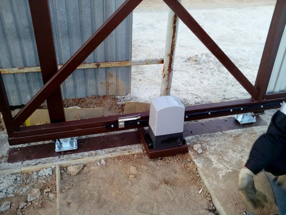 Закладные под откатные ворота DOORHAN