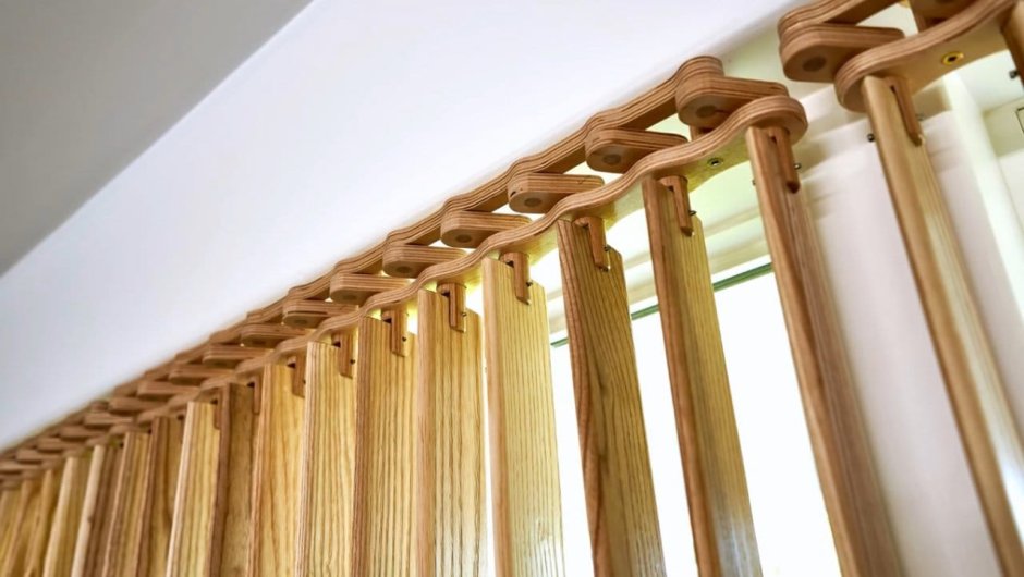 Деревянные жалюзи для беседки