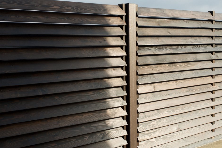 Забор жалюзи деревянный