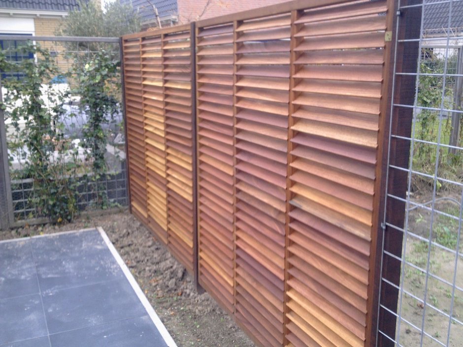Забор жалюзи деревянный