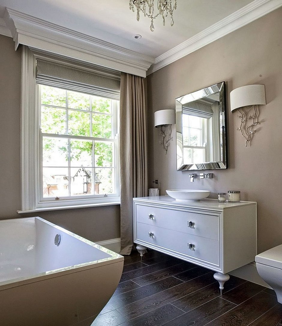 Молдинги в ванной комнате