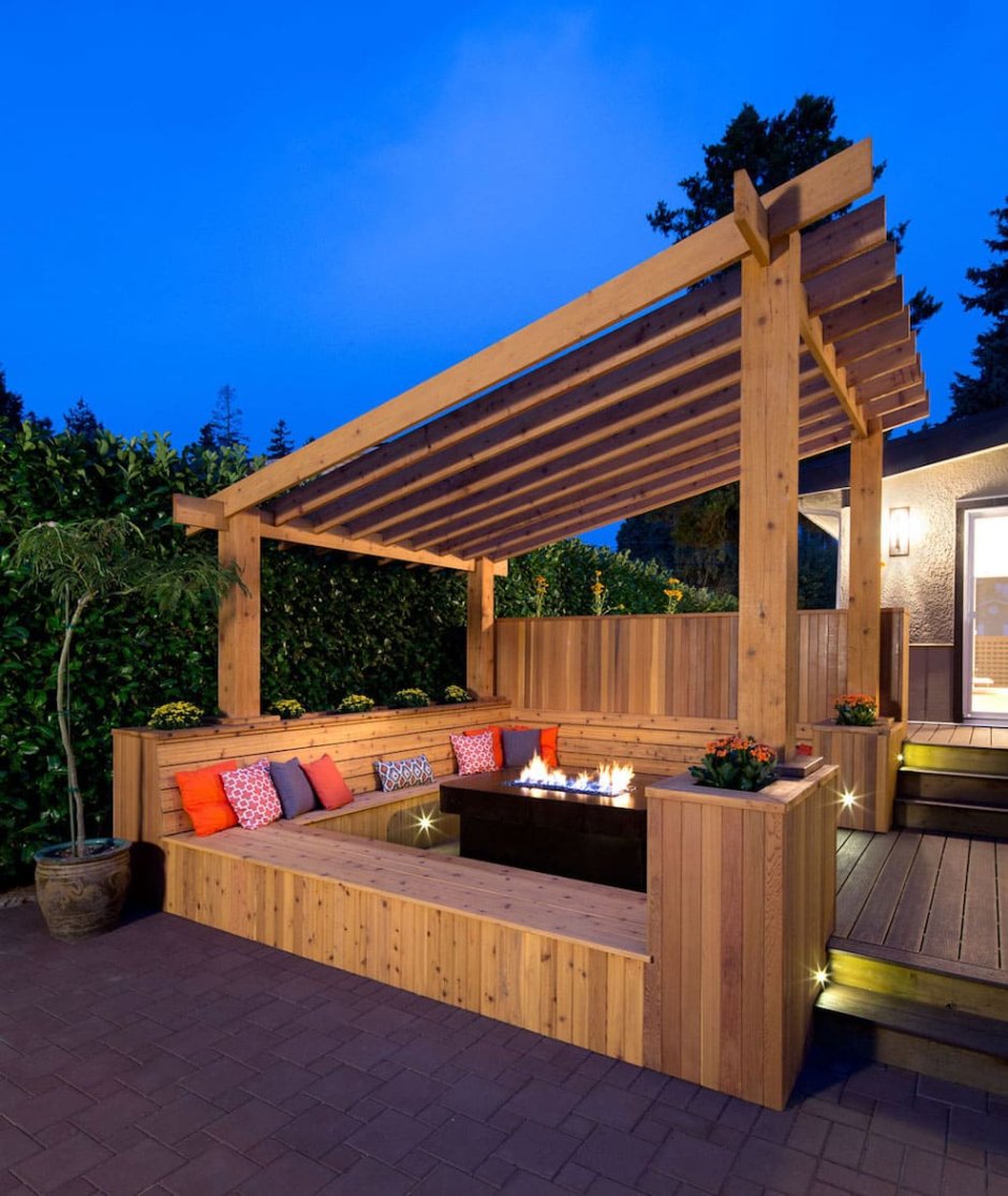 Веранда к деревянному дому