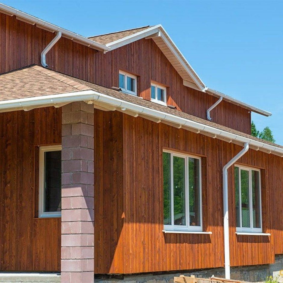 Отделка фасада имитацией бруса