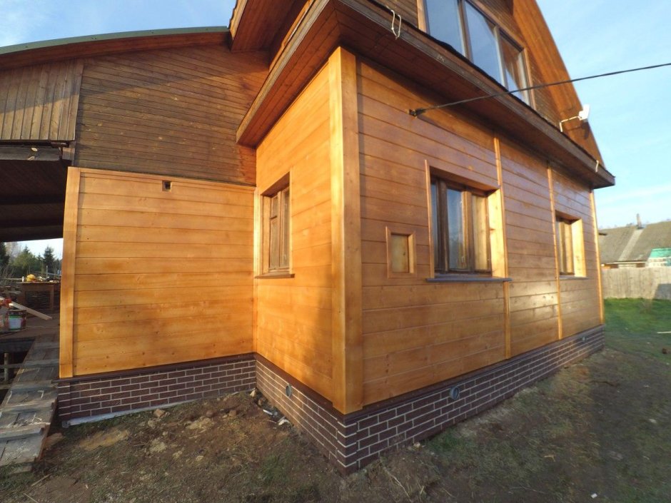 Отделка фасада имитацией бруса 145