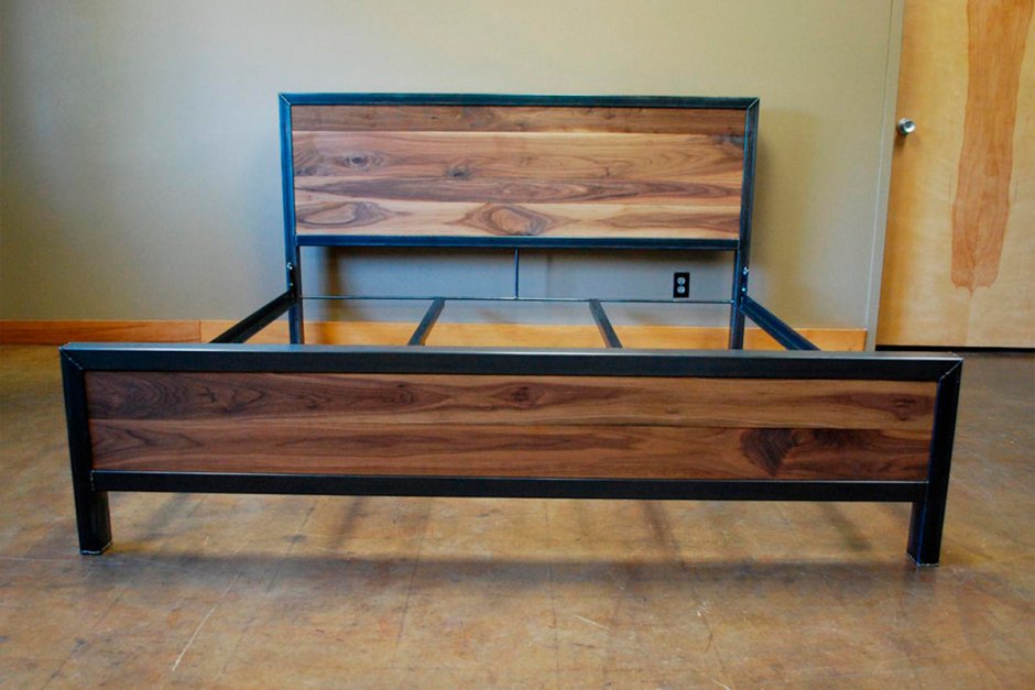 Стол из профильной трубы