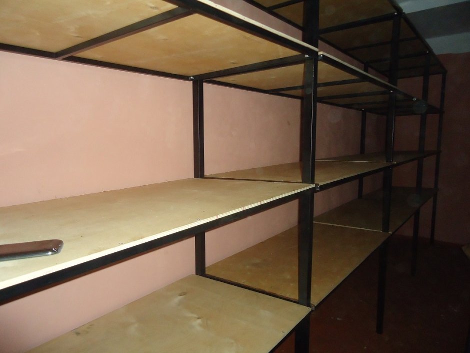 Красивые стеллажи