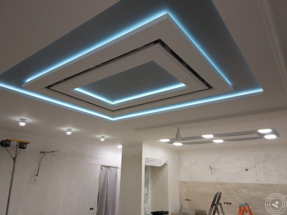 Подвесные потолки из гипсокартона с подсветкой